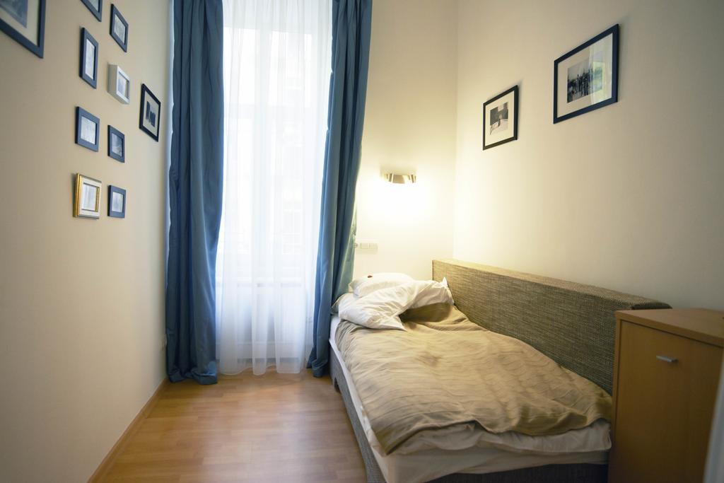 Louisa Apartment Budapest Room photo