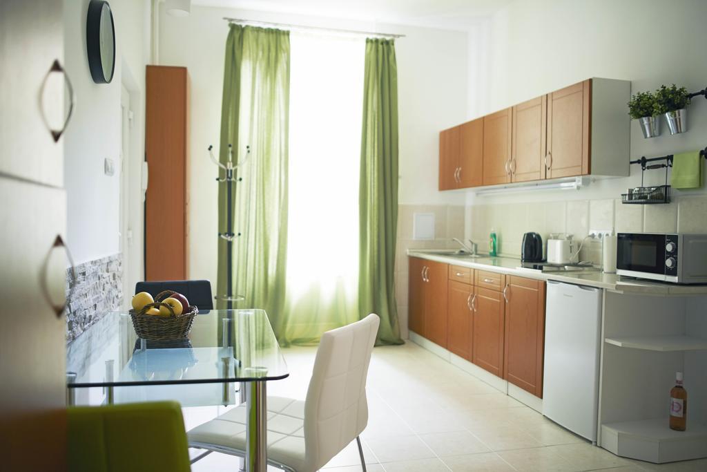 Louisa Apartment Budapest Room photo